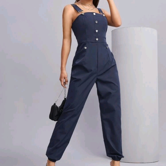 NWT Front Buckle Overall Jumpsuit S - Picture 1 of 3